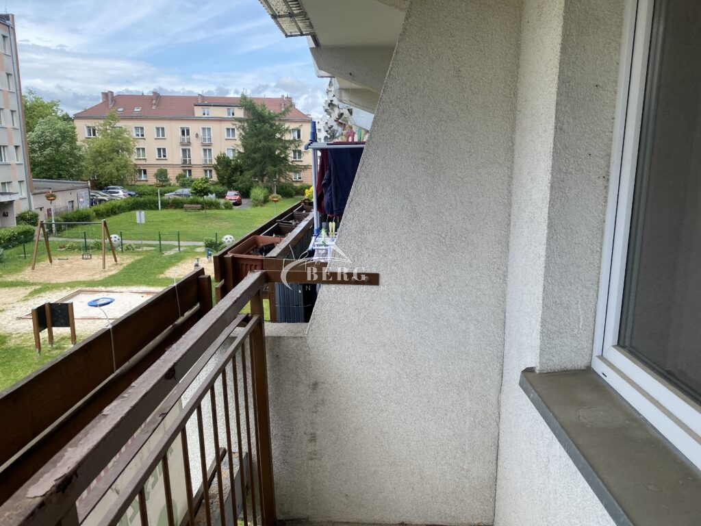 3-pokojowe mieszkanie 55m2 z balkonem i piwnicą – ul. Malczewskiego, Jelenia Góra