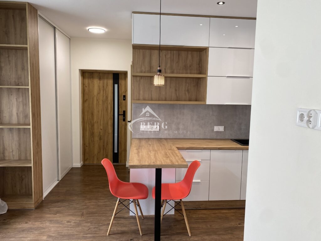 Do wynajęcia nowoczesne mieszkanie z piwnicą 34m2 w centrum Jeleniej Góry
